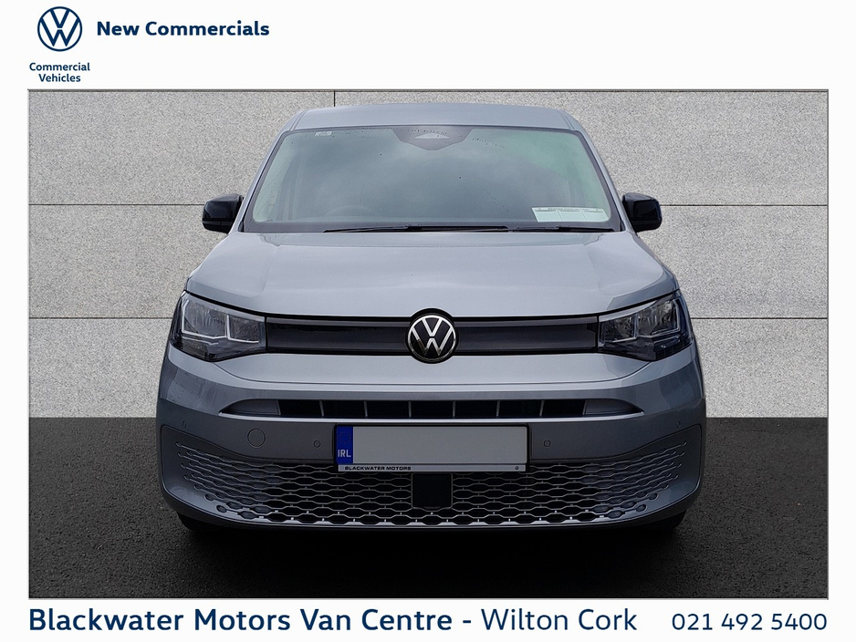 2025 Volkswagen Caddy - image 12
