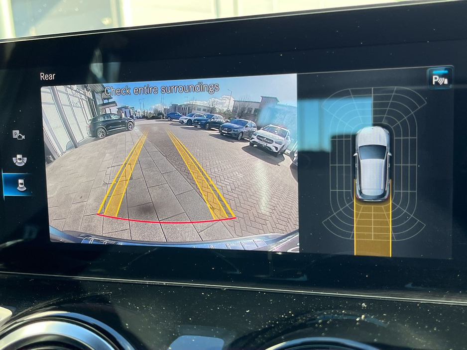 2021 Mercedes-Benz GLA Class - image 24