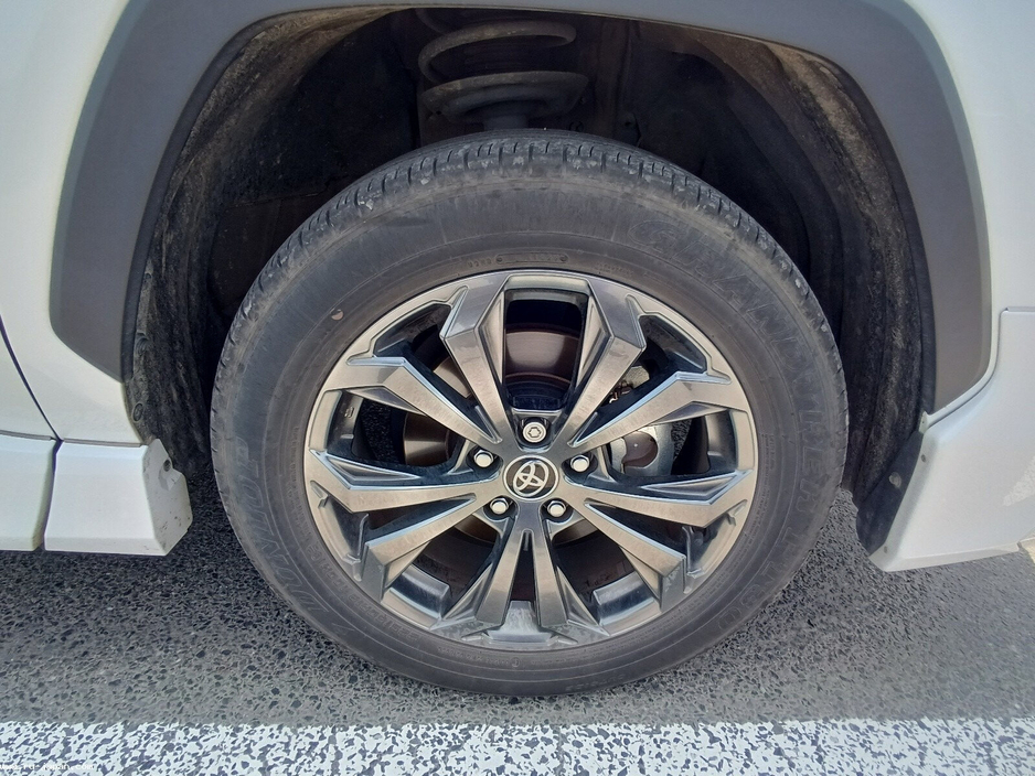 2023 Toyota Rav4 2.5 PHEV AWD-i Sol €41,999