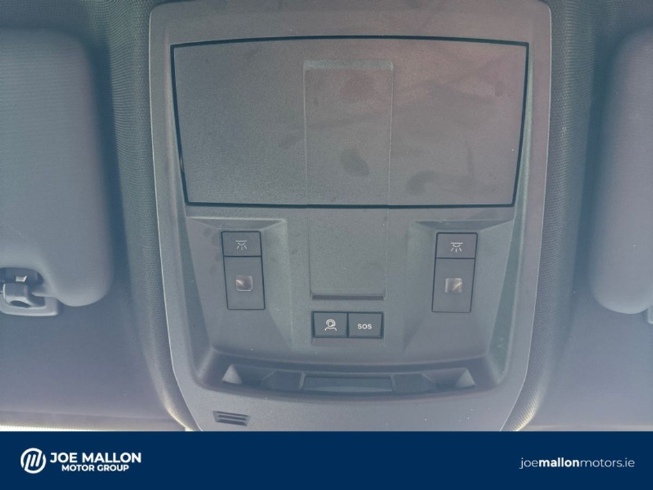 2025 Peugeot 3008 - image 29