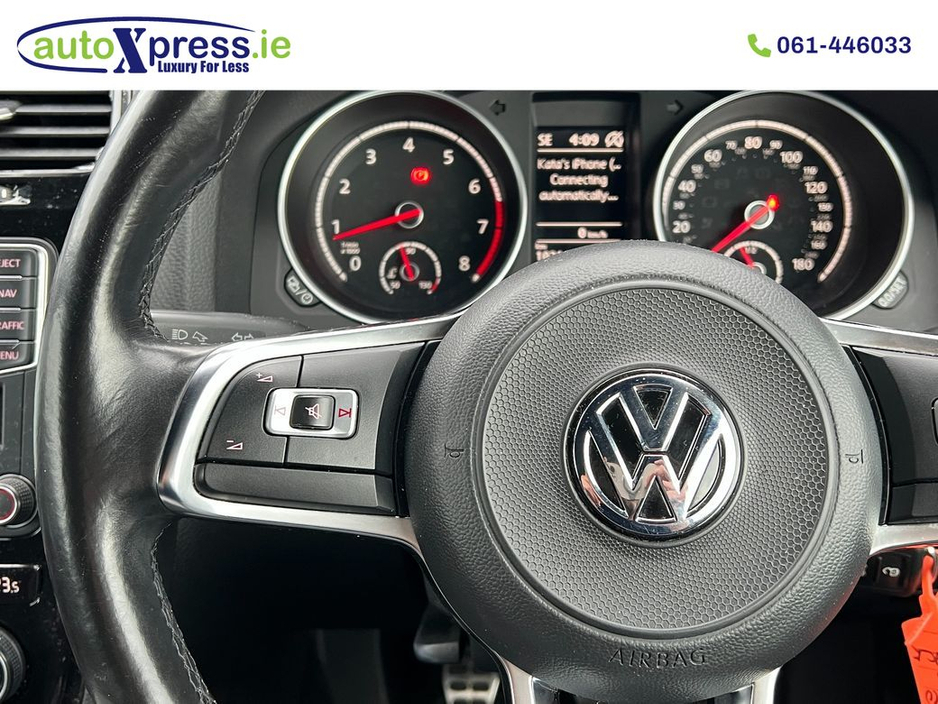 2016 Volkswagen Scirocco - image 23