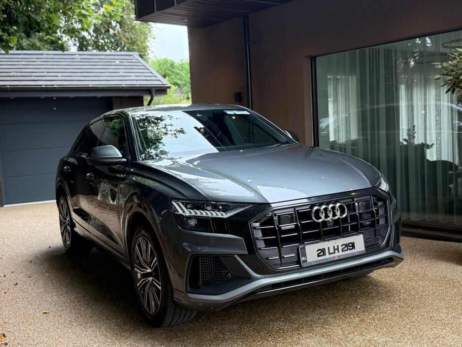 2021 Audi Q8 3.0TFSI e 55 S Line €69,900