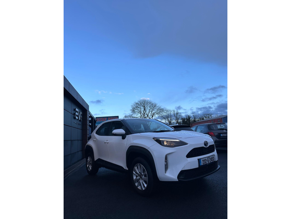 2023 Toyota Yaris Cross Yaris Cross - Self Charging Hybrid - Low mileage €25,850