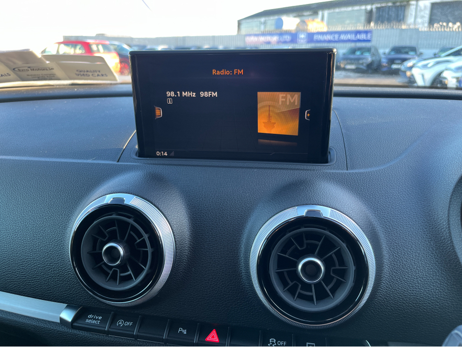 2018 Audi A3 S-LINE HATCHBACK AUTOMATIC 1.4 PETROL //HIGH SPEC//LOW MILES//HALF LEATHER HEATED SEATS//FULL ELECTRIC DRIVERS SEAT//REVERSE CAMERA//KEYLESS ENTRY//ADAPTIVE CRUISE CONTROL// €21,950