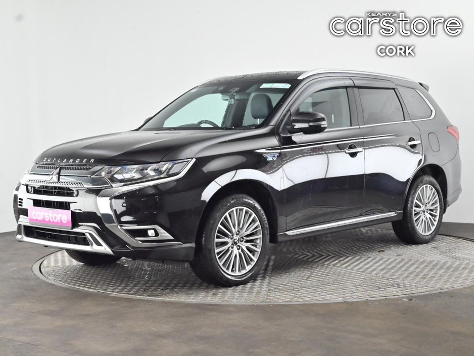 2021 Mitsubishi Outlander - image 7