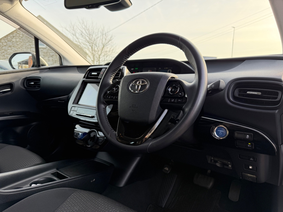 2021 Toyota Prius - image 17