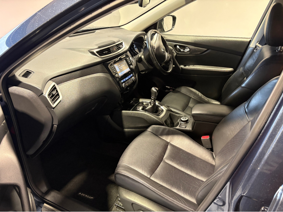 2016 Nissan X-Trail 4x4  TEKNA 4WD - LEATHER €10,950