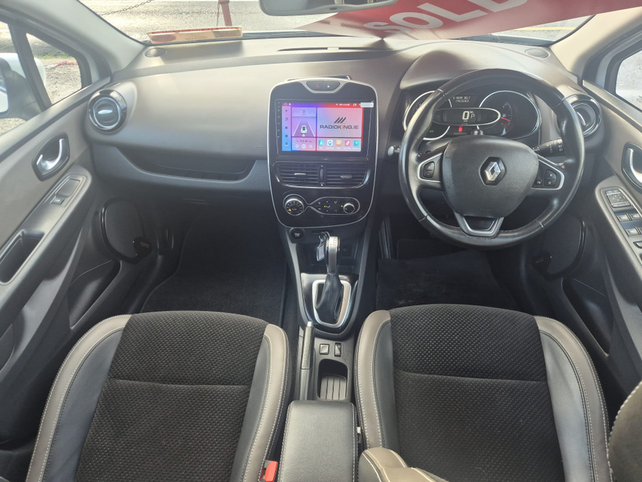2017 Renault Clio - image 13