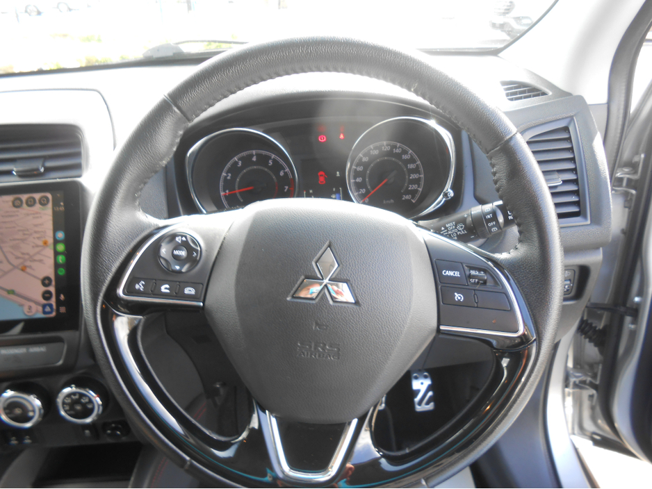 2019 Mitsubishi ASX - image 9