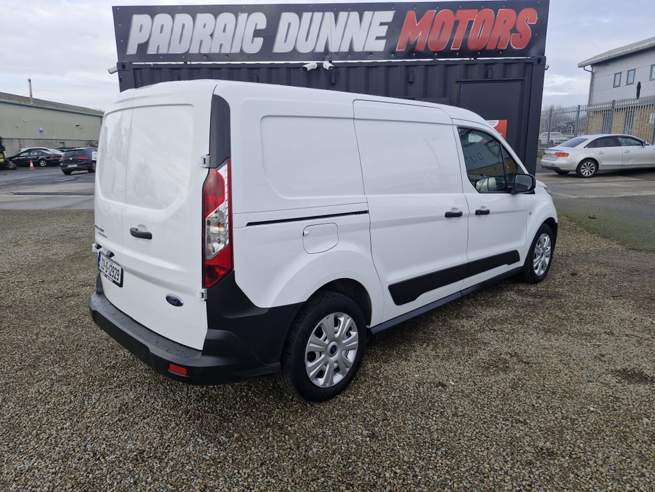 2022 Ford Transit Connect - image 7