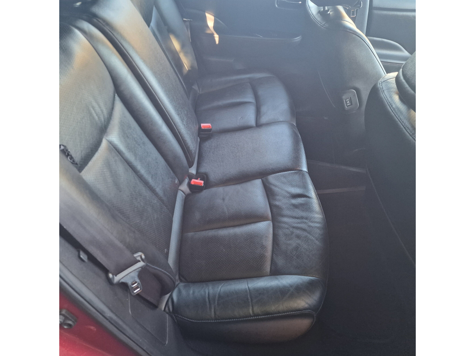 2014 Nissan Leaf - image 10