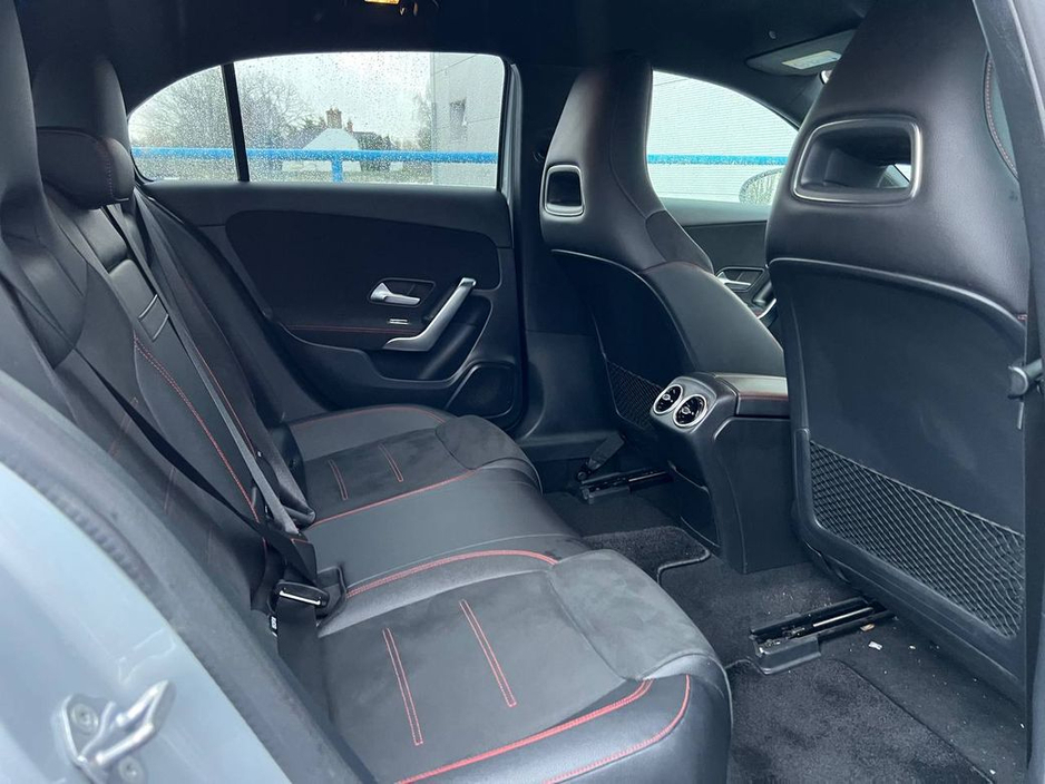 2019 Mercedes-Benz A Class A180 AMG-LINE PREMIUM PLUS 1.3 // VIRTUAL COCKPIT // AMG-LINE HEATED SPORT SEATS // 18" DIAMOND CUT ALLOYS €25,950