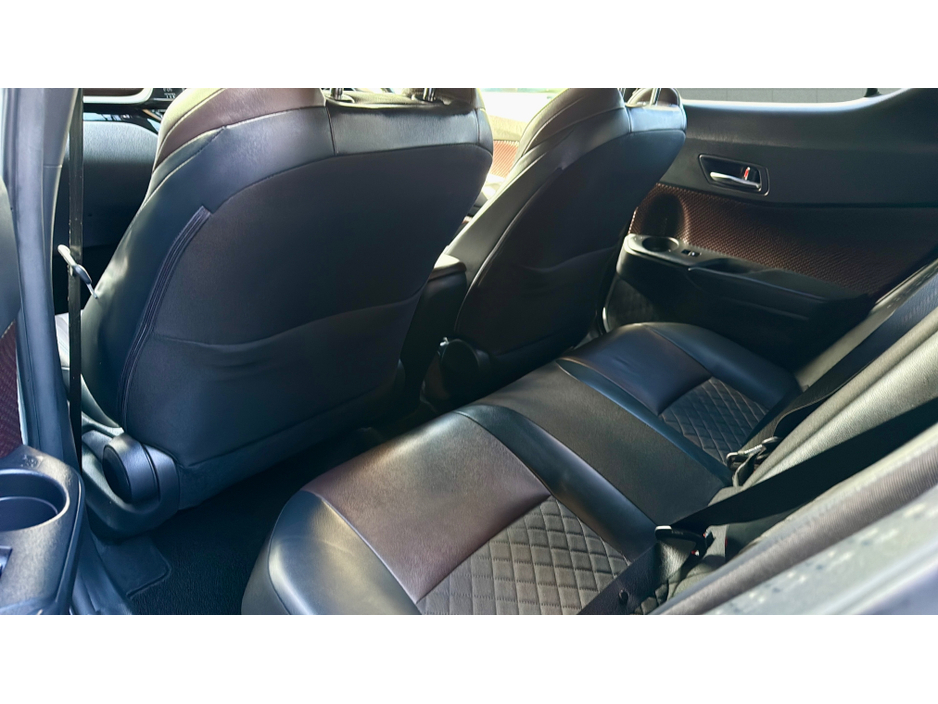 2018 Toyota C-HR - image 14