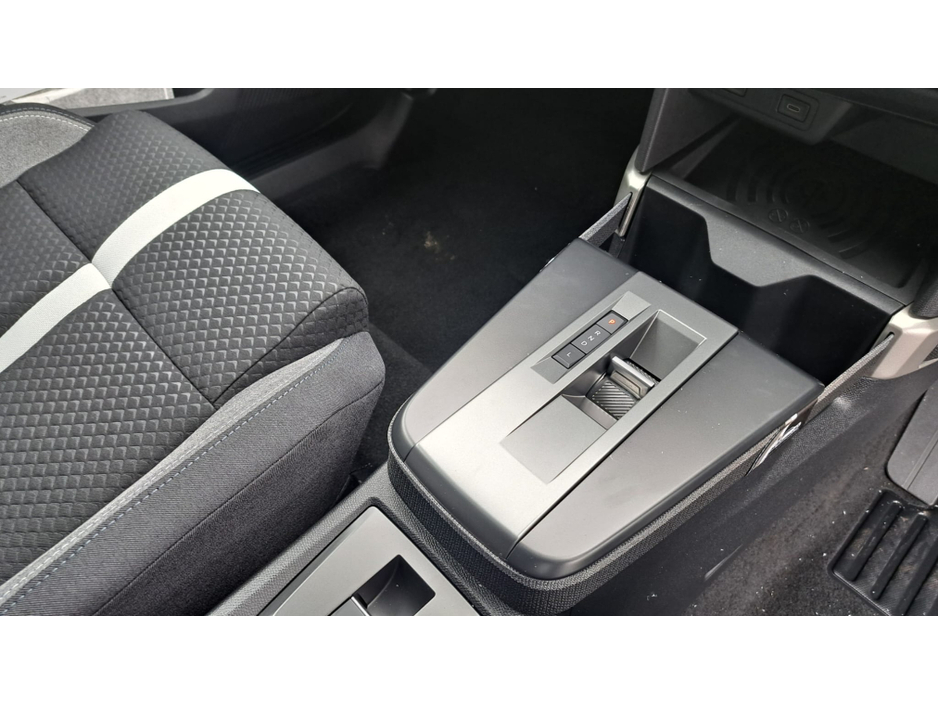 2025 Opel Frontera - image 8