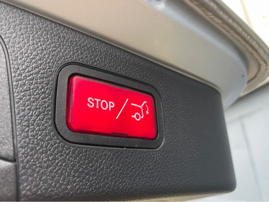 2018 Mercedes-Benz GLC Class - image 14