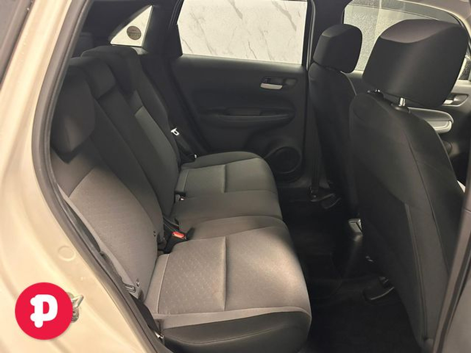 2020 Honda Fit - image 10