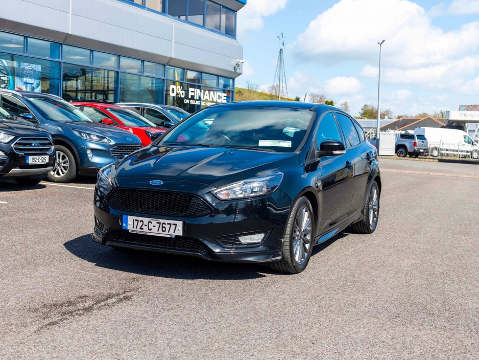 2017 Ford Focus - image 14