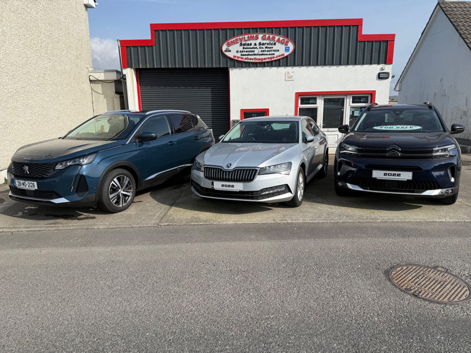 2022 Citroen C5 Aircross - image 3