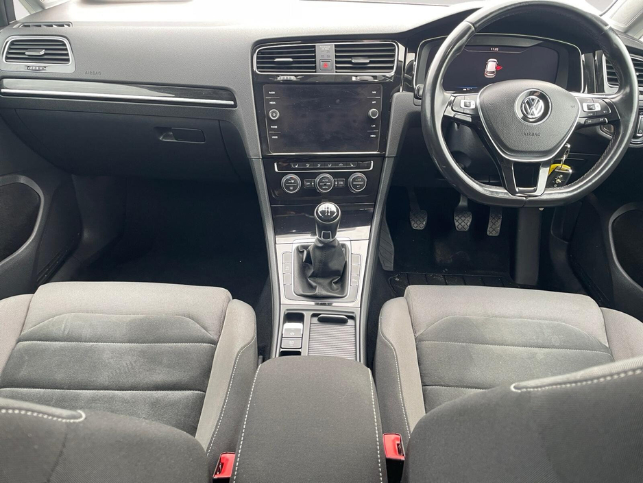 2019 Volkswagen Golf 1.6 TDI 115HP R-Line €13,950