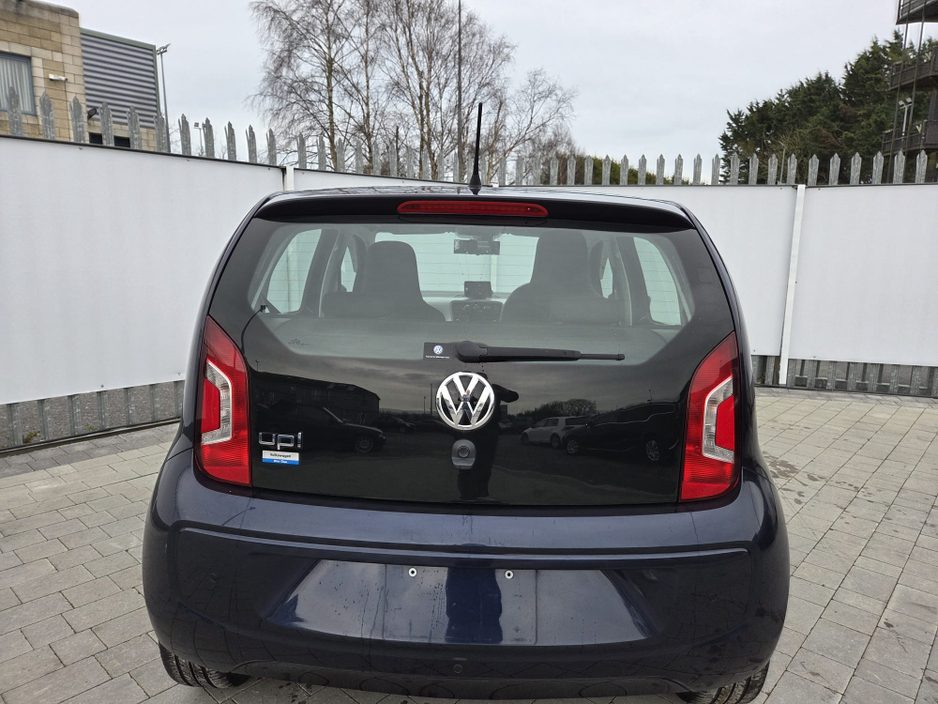 2015 Volkswagen up! - image 9