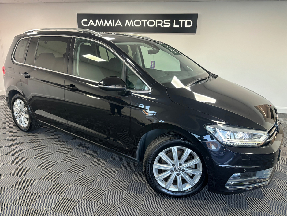 2020 Volkswagen Touran VOLKSWAGEN TOURAN 1.4 TSI DSG*7 SEATER*FRONT AND REAR HEATED SEATS*PARK ASSIST & CAMERA*ELECTRIC TAILGATE*LANE ASSIST*FINANCE AVAILABLE TRADE INS WELCOME*