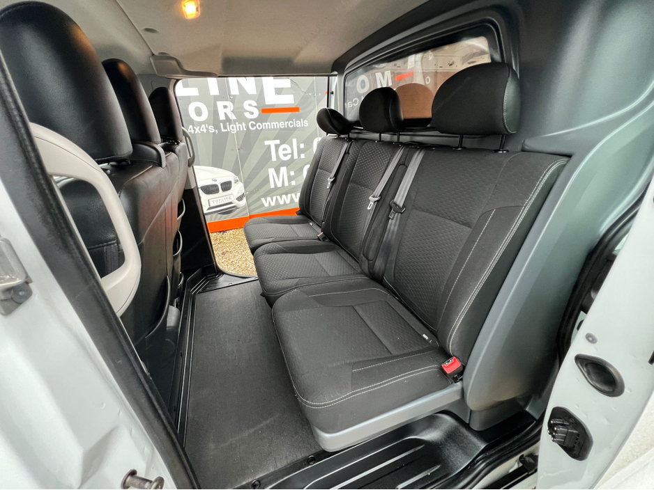 2017 Opel Vivaro LIMITED EDITION// 6 SEATER CREW CAB//NEW DOE €14,950