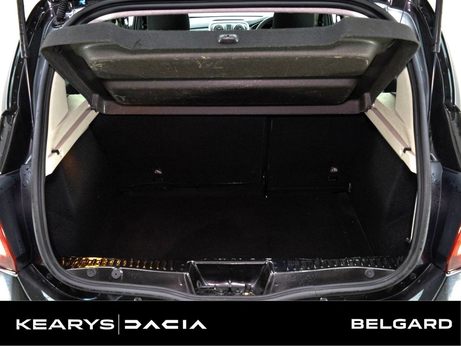 2017 Dacia Sandero Stepway - image 8