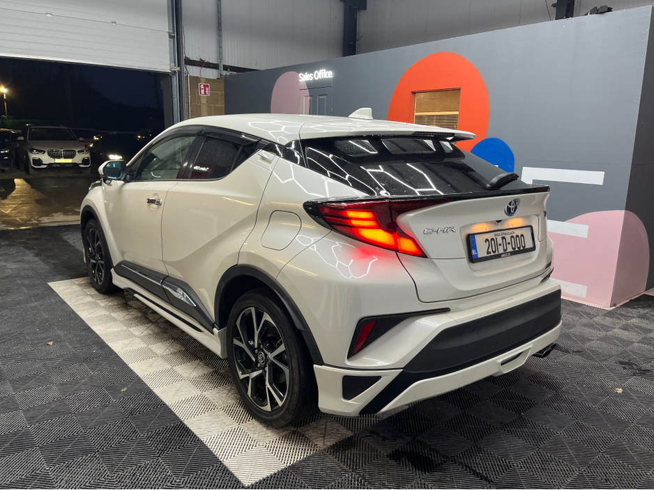 2020 Toyota C-HR €22950! 2020 TOYOTA C-HR G 1.8 AUTOMATIC / CRUISE CONTROL / REVERSE CAMERA / HEATED SEATS €22,950