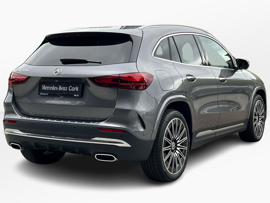 2024 Mercedes-Benz GLA Class - image 3
