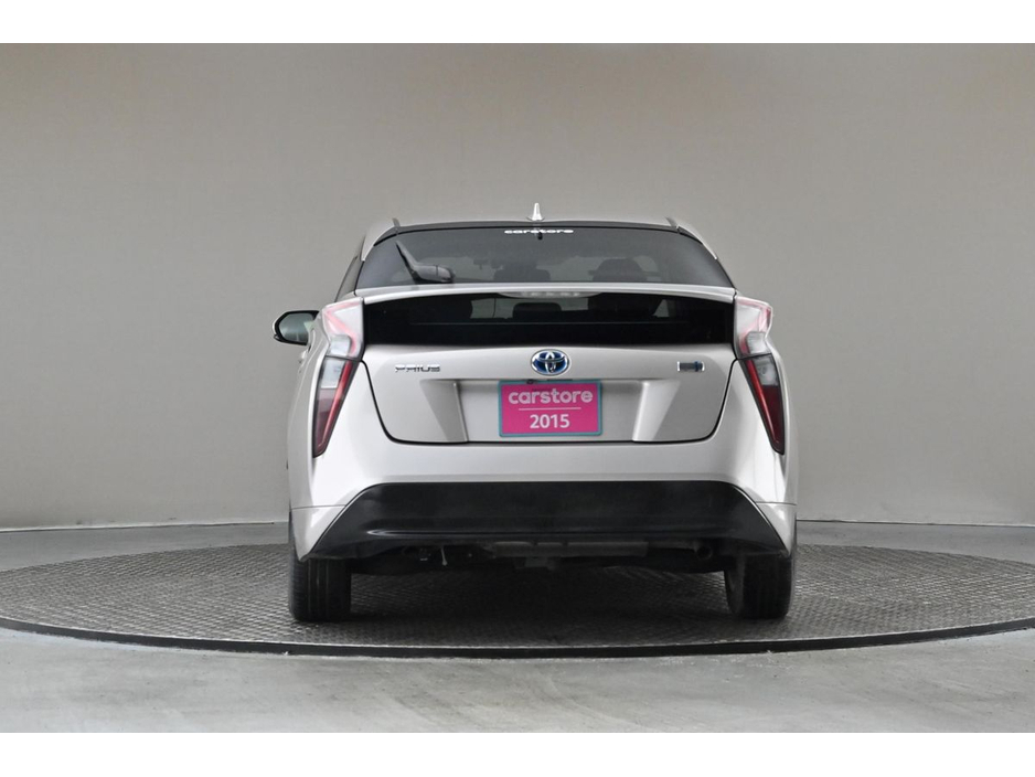 2017 Toyota Prius - image 7