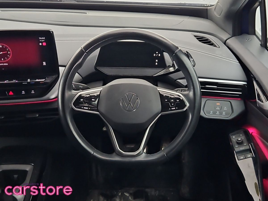2023 Volkswagen ID.4 - image 18