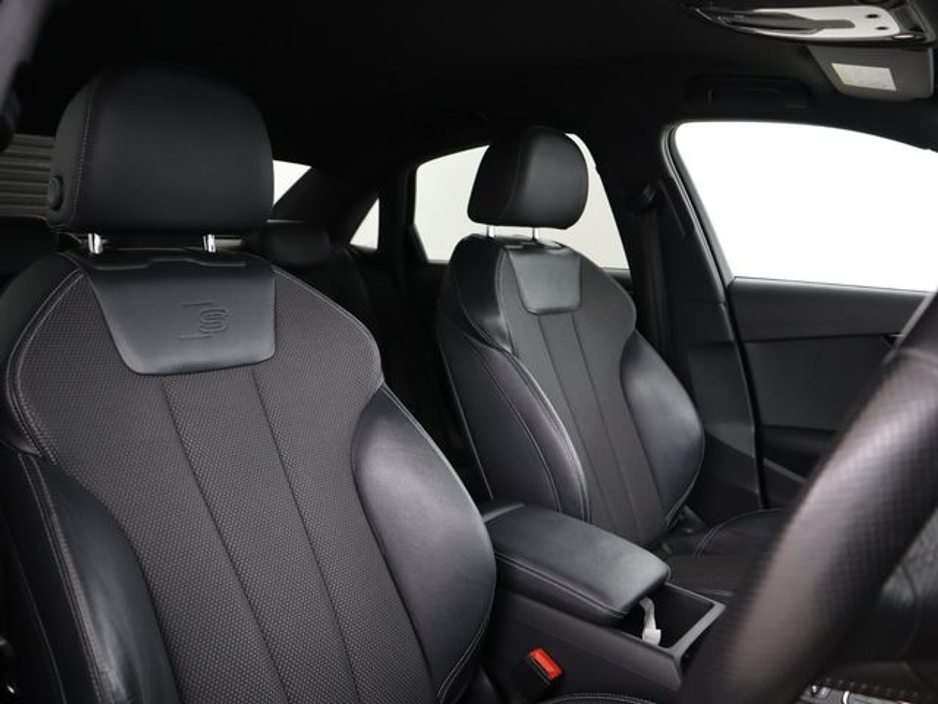 2017 Audi A4 - image 10