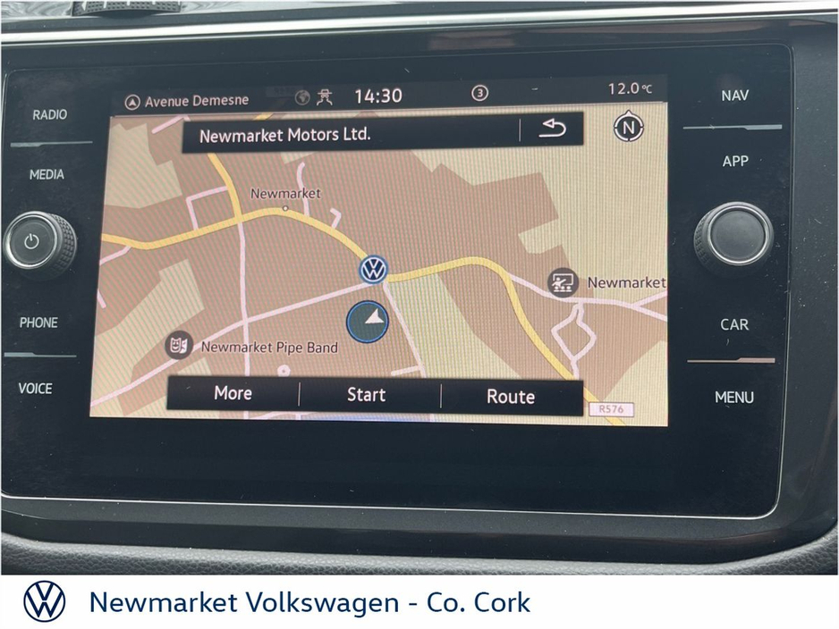 2023 Volkswagen Tiguan - image 17