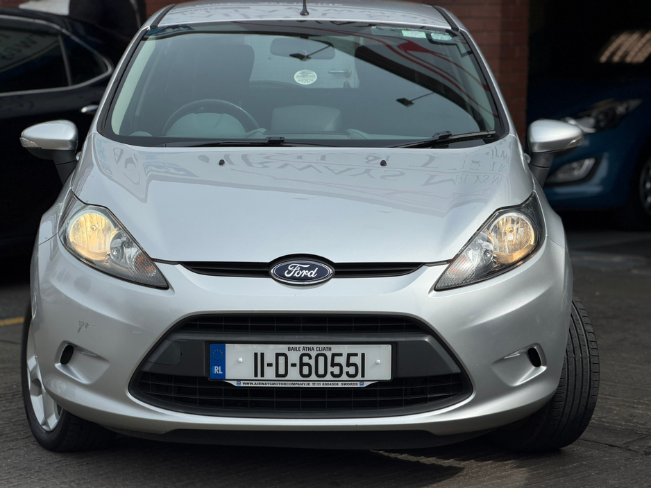 2011 Ford Fiesta - image 17
