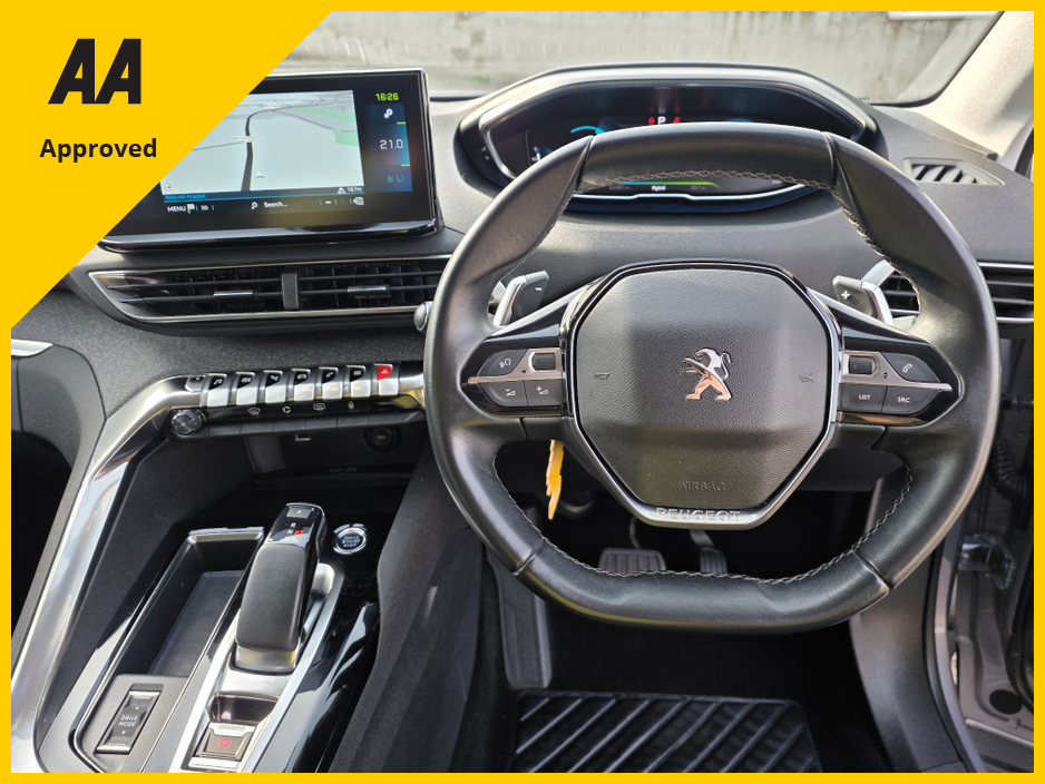 2021 Peugeot 3008 - image 18