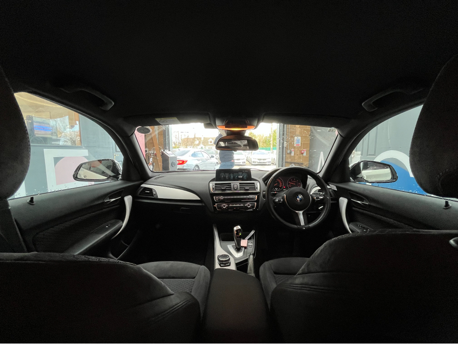 2016 BMW 1 Series - image 12