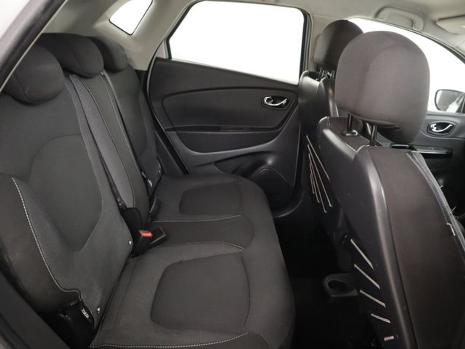 2015 Renault Captur - image 12