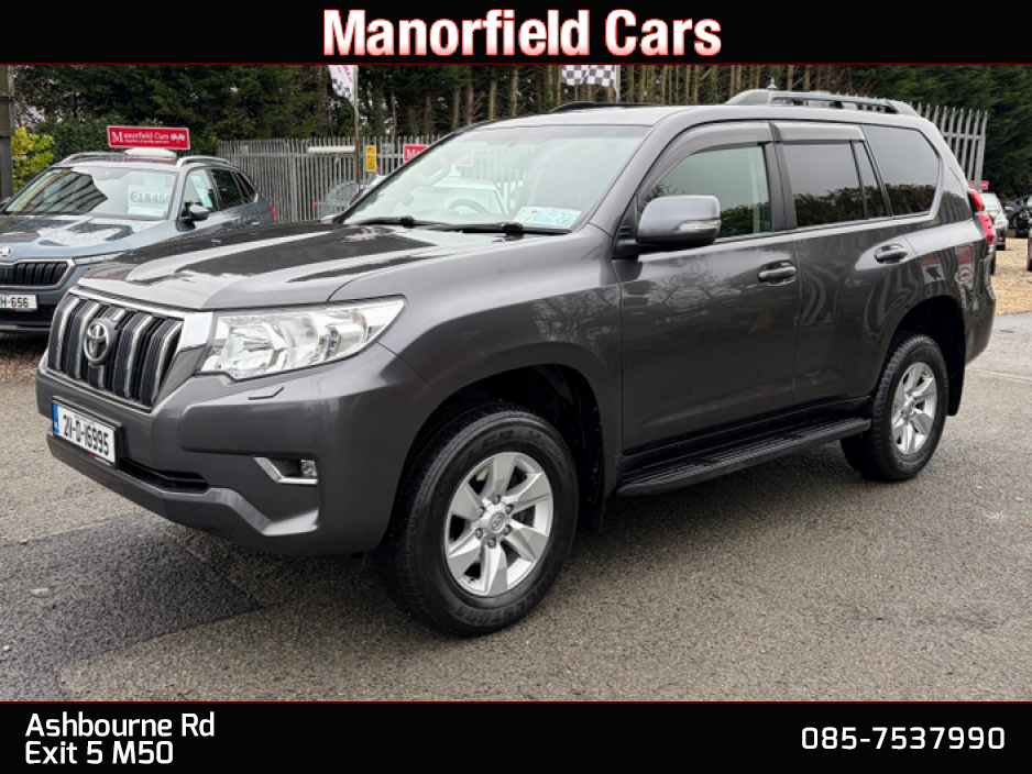 2021 Toyota Landcruiser - image 3