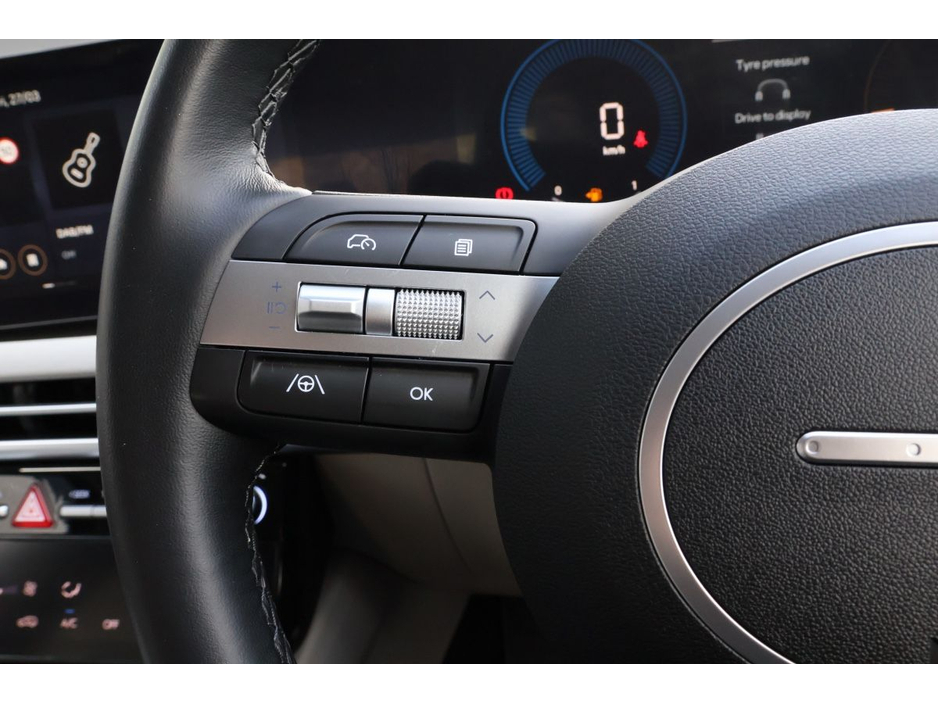 2025 Hyundai Tucson - image 10