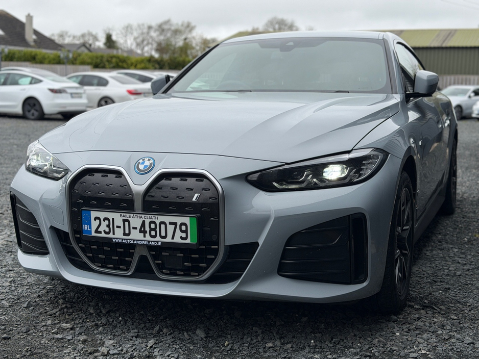 2023 BMW i4 - image 7