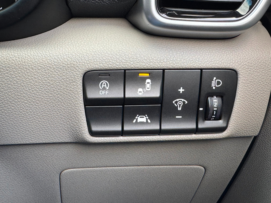 2021 Kia Sportage - image 27