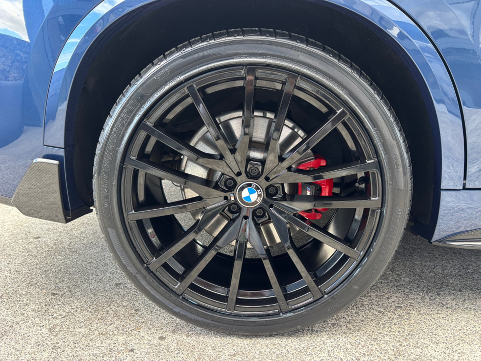 2022 BMW X5 - image 9