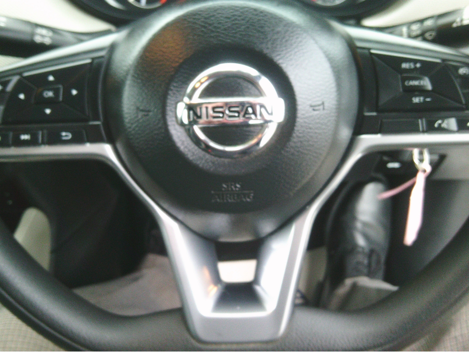 2018 Nissan Micra - image 12