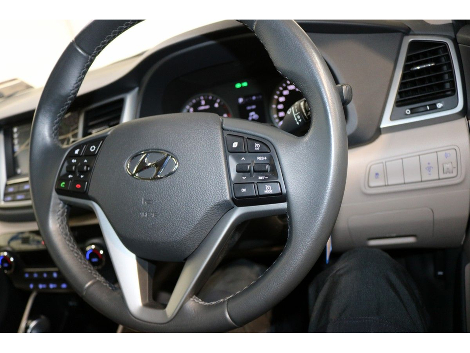 2018 Hyundai Tucson - image 13