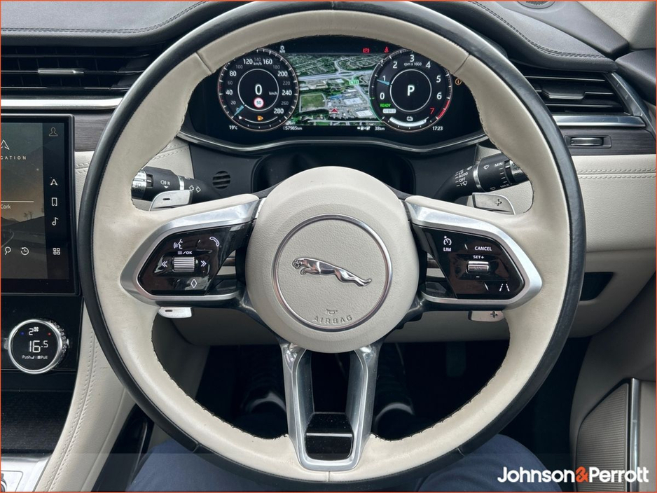 2021 Jaguar F-Pace AWD 2.0 I4 PHEV 404 PS Auto €39,900