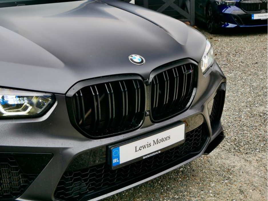 2022 BMW X5 - image 8