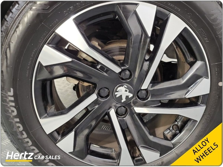 2023 Peugeot 2008 - image 11