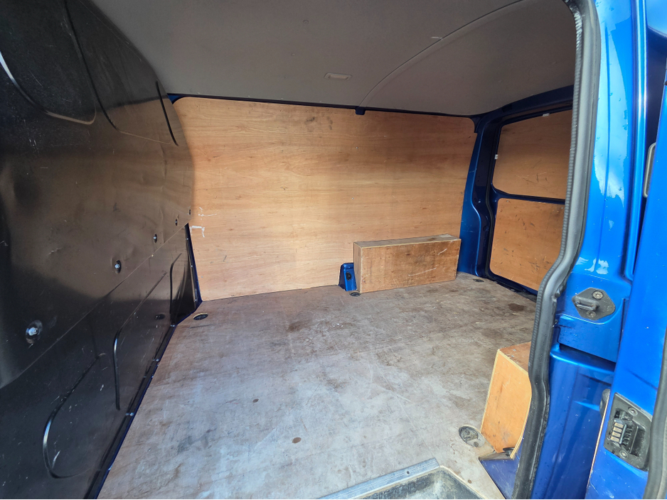 2023 Volkswagen Transporter T28 STARTLINE TDI €25,950