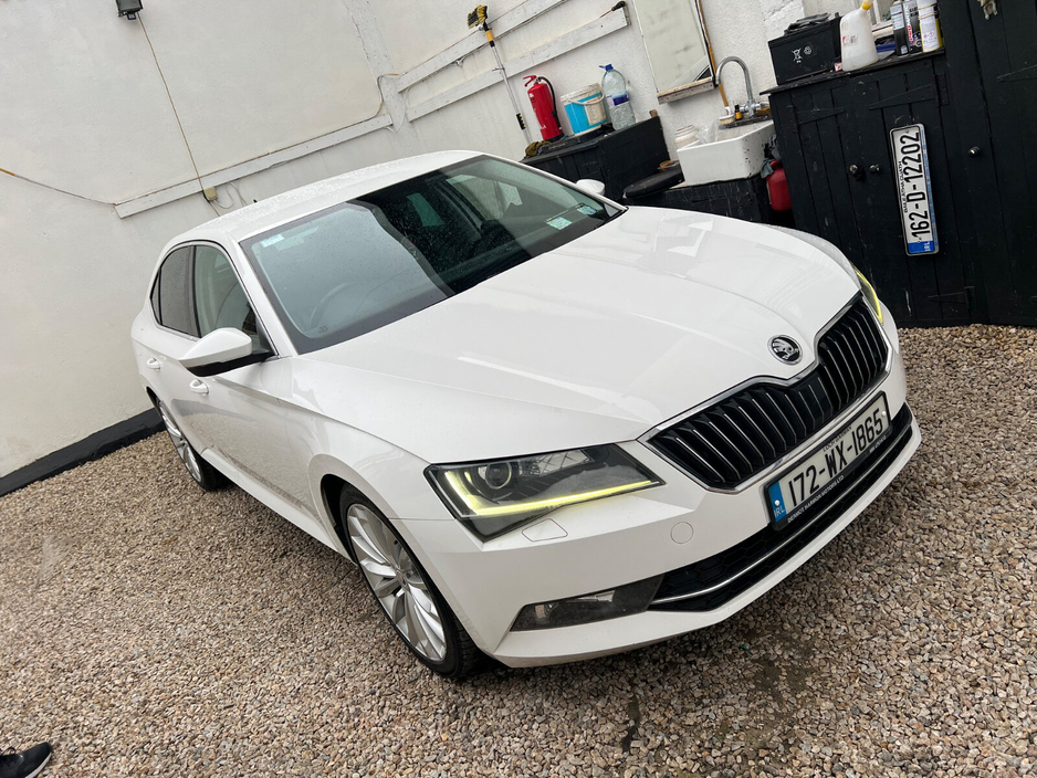 2017 Skoda Superb 2.0 TDI 150bhp Ambition DSG €9,450