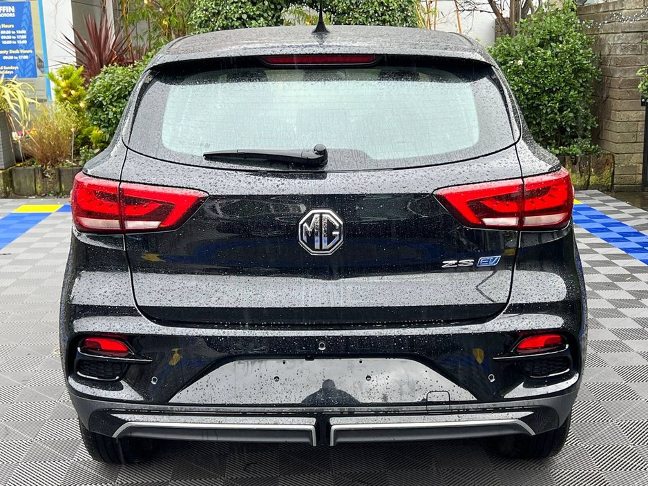 2023 MG ZS EV // LOW MILEAGE // APPLE CARPLAY/ANDROID AUTO // 360 PARKING CAMERAS // DIGITAL CLUSTER €20,900